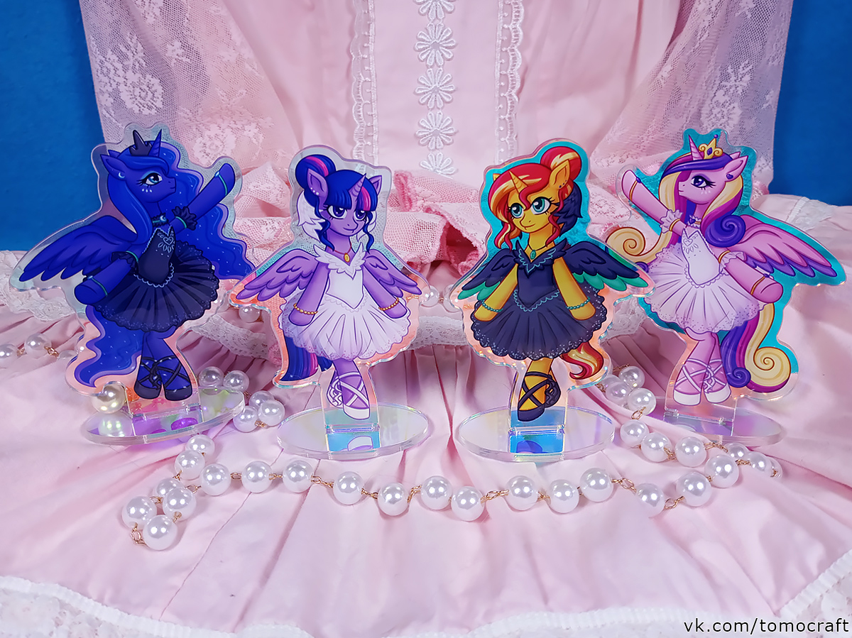 Акриловые стенды My Little Pony